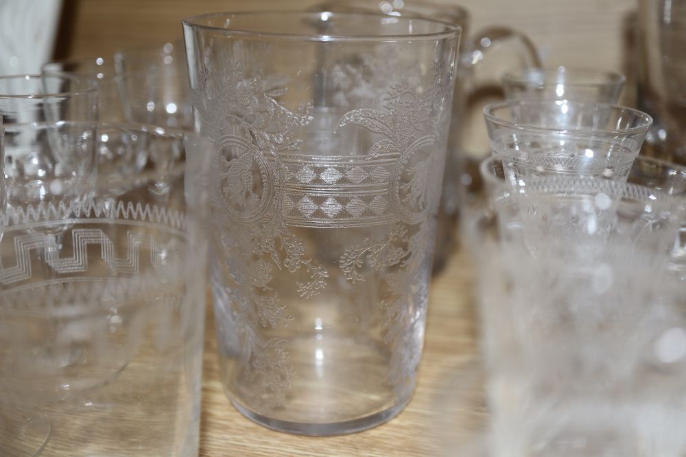 A small collection of miscellaneous table glassware